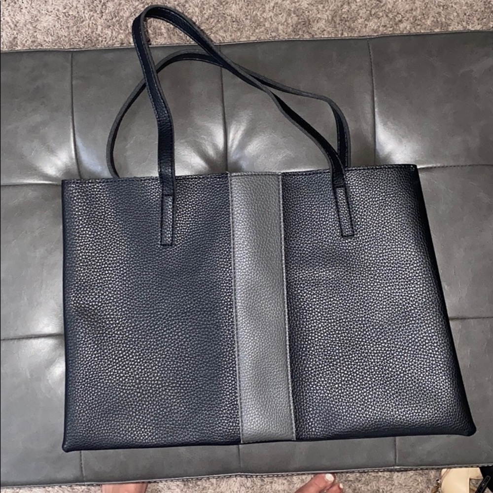 Vince Camuto Tote